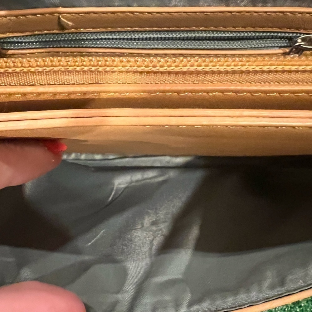 PIXIE MOOD brown leather purse! - Picture 6 of 6